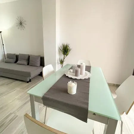 Splendid Apartment Near The Beach In Torremolinos Apartamento *
